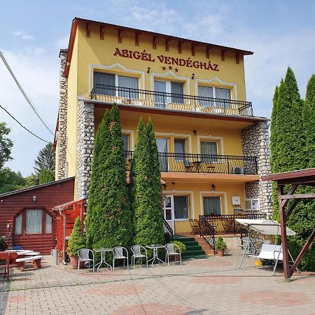 Abigel Vendeghaz Hotell Miskolc Exteriör bild