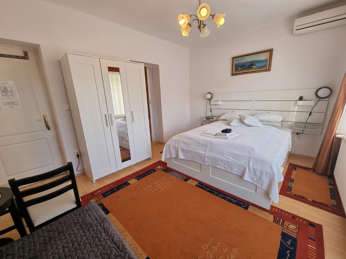 Abigel Vendeghaz Hotell Miskolc Exteriör bild