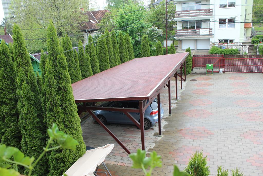 Abigel Vendeghaz Hotell Miskolc Exteriör bild